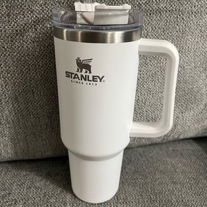Stanley Adventure Quencher 40oz Tumbler